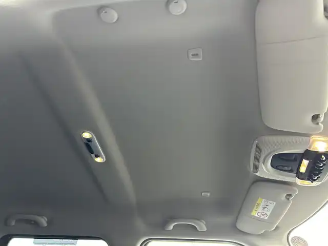 ＭＩＮＩ ＢＭＷ ミニ クラブマン クーパーD 香川県 2020(令2)年 4.4万km MINI Yoursエニグマティックブラック ペッパーパッケージ/コンフォートアクセス/純正ナビ/Bカメラ/ETC/インテリジェンスセーフティ/ACC/パークアシスト/ブラック17インチAW/LEDヘッドライト/フォグライト/アンビエントライト
