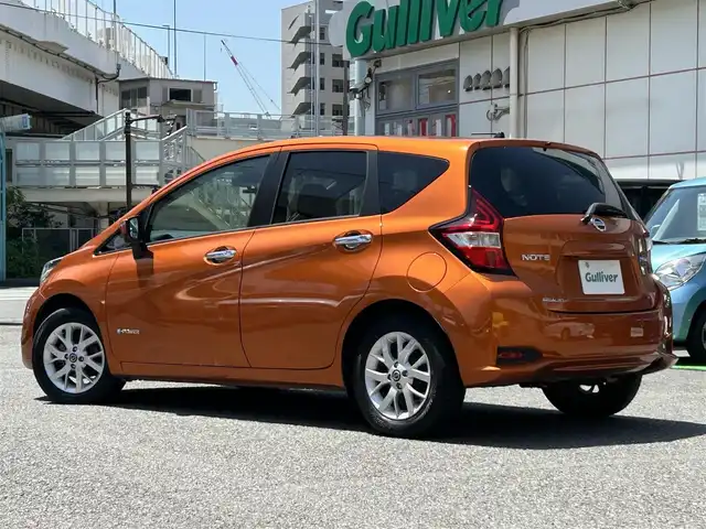 日産 ノート e－パワー メダリスト 神奈川県 2018(平30)年 16.2万km プレミアムコロナオレンジ 保証書　取説/純正メモリナビ/BT/CD/DVD/フルセグ/全周囲モニター/スマートキー×2/追従機能付きクルーズコントロール/プッシュスタート/ETC/アイドリングストップ