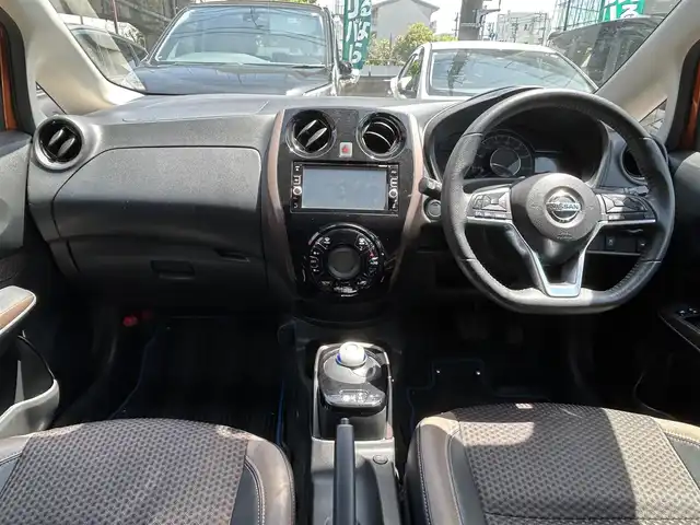 日産 ノート e－パワー メダリスト 神奈川県 2018(平30)年 16.2万km プレミアムコロナオレンジ 保証書　取説/純正メモリナビ/BT/CD/DVD/フルセグ/全周囲モニター/スマートキー×2/追従機能付きクルーズコントロール/プッシュスタート/ETC/アイドリングストップ