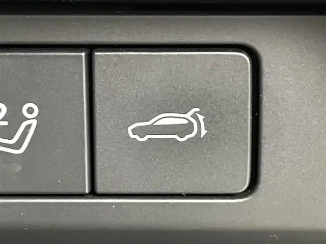 マツダ ＣＸ－３０ 20S プロアクティブツーリングセレ 群馬県 2021(令3)年 2.4万km ディープクリスタルブルーマイカ CD/DVDプレーヤー/地上デジタルTVチューナー（フルセグ）/スーパーUVカットガラス（フロントドア）/IRカットガラス（フロントガラス／フロントドア）/360°セーフティパッケージ/・360°ビュー・モニター/・ドライバー・モニタリング/BOSEサウンドシステム＋12スピーカー/===========＝＝＝＝＝＝/純正10.25インチナビ/AM/FM/CD/DVD/BT/フルセグ/ETC/純正前後ドライブレコーダー/スマートブレーキサポート/前後コーナーセンサー/マツダレーダークルーズコントロール/レーンキープアシスト/車線逸脱警報/ブラインドスポットモニタリング/リアクロストラフィックアラート/ドライバーアテンション/アダプティブLEDヘッドライト/パワーバックドア/D席パワーシート/D+N席シートヒーター/ステアリングヒーター/オートブレーキホールド/スマートキー/プッシュスタート