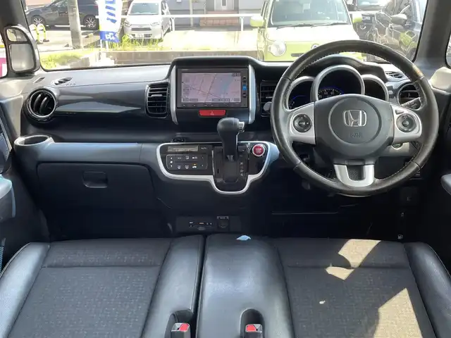 ホンダ Ｎ ＢＯＸ カスタム G ターボ Lパッケージ 愛知県 2016(平28)年 8.3万km スマートブラック (株)IDOMが運営する【じしゃロン名古屋鳴海店】の自社ローン専用車両になりますこちらは現金またはオートローンご利用時の価格です。自社ローンご希望の方は別途その旨お申付け下さい/純正ナビ・フルセグテレビ/　（CD/DVD/BT）/バックカメラ/クルーズコントロール/プッシュスタート/両側パワースライドドア/ETC/純正15インチAW/ウィンカーミラー