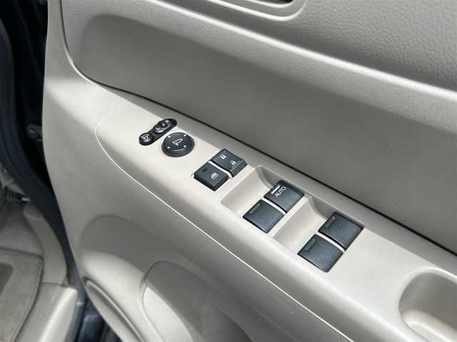 ホンダ Ｎ ＢＯＸ G Lパッケージ 群馬県 2012(平24)年 10.7万km クリスタルブラックパール ワンオーナー/社外SDナビ(Kenwood　MDV-535DT)/片側パワースライドドア/CD・DVD再生/スマート/純正フロアマット/盗難防止/ドアバイザー/プッシュスタート/ワンセグTV