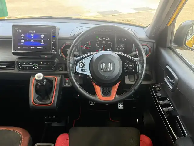 ホンダ Ｎ ＯＮＥ RS 愛知県 2020(令2)年 1.7万km プレミアムイエローパールⅡ /禁煙車//ワンオーナー//ディーラー点検整備記録簿R2.3.4.5.6//6MT//無限マフラー//デカールピンストライプ//ブラックエンブレム//D席RECAROシート//シートヒーター//Gathers9インチプレミアムインターナビ//フルセグ/Bluetooth/SD/CD/DVD//MusicRock/USB/CarPlay//TV CONTROL//ナビ装着スペシャルパッケージ//ETC//ステアリング連動バックカメラ//純正ナビ連動前後ドライブレコーダー//Honda SENSING//CMBS//誤発進抑制機能//後方誤発進抑制機能//歩行者事故低減ステアリング//路外逸脱抑制機能//ACC/LKAS/AHB//先行車発進お知らせ機能//標識認識機能//RS専用エクステリア//ブースト計//Gメーター//純正15インチアルミホイール//スポーツアルミペダル//VSC//ECON//プッシュスタート//スペアスマートキー//LEDオートヘッドライト//LEDフォグランプ//デイライト//オートリトラクタブルウィンカーミラー//チップアップシート//革巻きシフトノブ//革巻きステアリング//ステアリングリモコン//チルトハンドル//アームレスト//純正フロアマット//360°スーパーUV・IRカットパッケージ//USBジャック×2//保証書//取扱説明書//ナビ取扱説明書