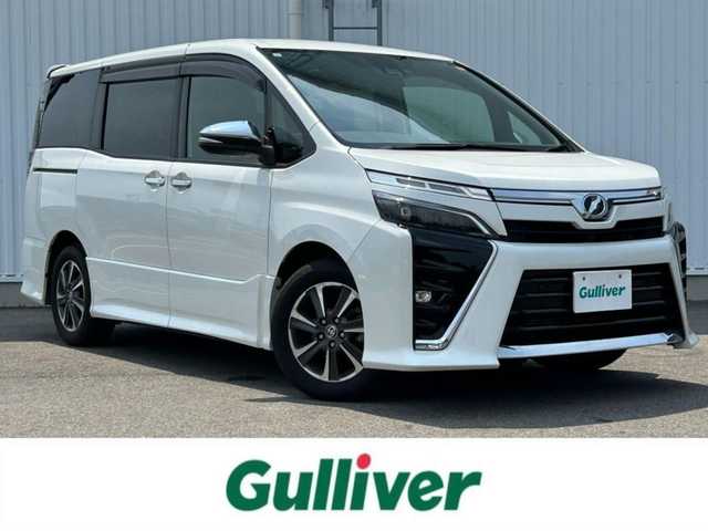 トヨタ ヴォクシー ZS 煌Ⅱ 愛媛県 2019(平31)年 4.9万km ホワイトパールクリスタルシャイン 純正ナビ/Ｂカメ/コーナーセンサー/ＬＥＤ/フォグランプ/フルセグＴＶ/クルコン/ＥＴＣ/オートマッチハイビーム/純正フロアマット/純正ＡＷ/ＵＳＢ/Bluetooth/アイドリングストップ