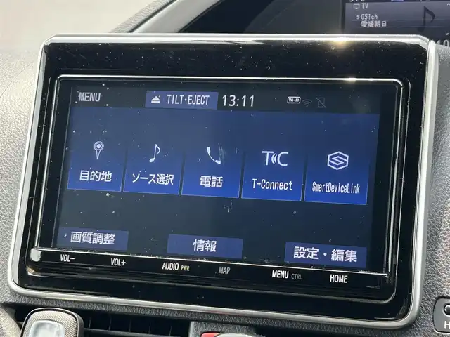 トヨタ ヴォクシー ZS 煌Ⅱ 愛媛県 2019(平31)年 4.9万km ホワイトパールクリスタルシャイン 純正ナビ/Ｂカメ/コーナーセンサー/ＬＥＤ/フォグランプ/フルセグＴＶ/クルコン/ＥＴＣ/オートマッチハイビーム/純正フロアマット/純正ＡＷ/ＵＳＢ/Bluetooth/アイドリングストップ