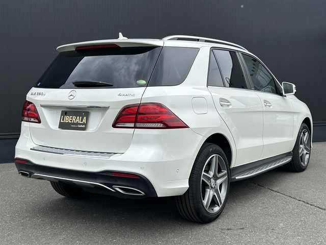 メルセデス・ベンツ ＧＬＥ３５０ｄ 4MATIC スポーツ 道東・釧路十勝 2016(平28)年 5.4万km ダイヤモンドホワイト レーダーセーフティーパッケージ/　・ディストロニックプラス/　・レーンキーピングアシスト/　・ブラインドスポットアシスト/パノラミックスライディングルーフ/黒革/シートヒーター(全席)/メモリ付きパワーシート/パワーバックドア/純正HDDナビ/TV/CD/DVD/BT/USB/360°カメラ/harman/kardon/純正ドライブレコーダー(前後)/LEDヘッドライト/オートライト/リアフォグライト/純正20インチAW/アンビエントライト/純正フロアマット/パドルシフト/ETC