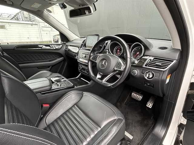 メルセデス・ベンツ ＧＬＥ３５０ｄ 4MATIC スポーツ 道東・釧路十勝 2016(平28)年 5.4万km ダイヤモンドホワイト レーダーセーフティーパッケージ/　・ディストロニックプラス/　・レーンキーピングアシスト/　・ブラインドスポットアシスト/パノラミックスライディングルーフ/黒革/シートヒーター(全席)/メモリ付きパワーシート/パワーバックドア/純正HDDナビ/TV/CD/DVD/BT/USB/360°カメラ/harman/kardon/純正ドライブレコーダー(前後)/LEDヘッドライト/オートライト/リアフォグライト/純正20インチAW/アンビエントライト/純正フロアマット/パドルシフト/ETC