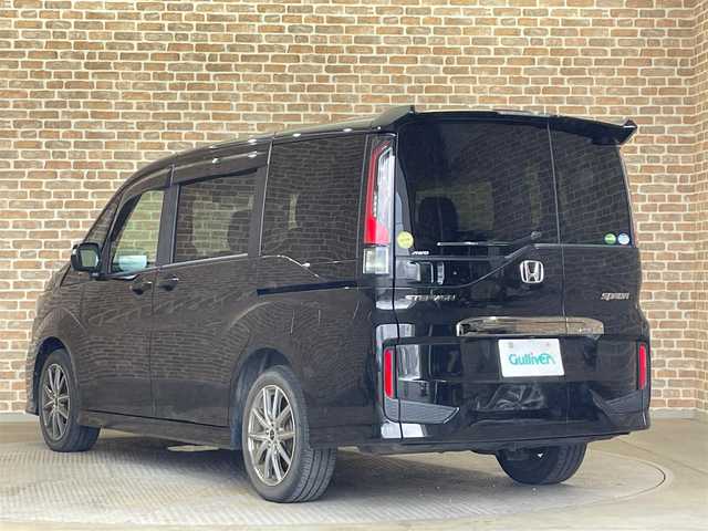 ホンダ ステップワゴン スパーダ クルスピセンシング 岩手県 2020(令2)年 3.6万km プレミアムスパークルブラックパール 純正ナビ/AM/FM/CD/DVD/Bluetooth/フルセグTV/バックカメラ/ETC2.0/前後ドライブレコーダー/両側パワースライドドア/フリップダウンモニター/レーダークルーズコントロール/デジタルインナーミラー/衝突被害軽減ブレーキ/レーンキープアシスト/横滑り防止装置/アイドリングストップ/シートヒーター/オートライト/LEDヘッドライト/フォグランプ/スマートキー/プッシュスタート/電動格納ミラー/社外17インチAW/純正AWスタッドレスタイヤ車載/純正フロアマット/ドアバイザー/保証書/取扱説明書