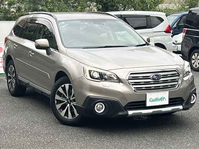 スバル アウトバック リミテッド 埼玉県 2015(平27)年 6.1万km タングステンM 登録時６０８１９ｋｍ/ワンオーナー/純正ディラーSD8インチナビ/FM/AM/BT/フルセグTV/SDミュージックサーバー/アイサイト/レーダークルーズコントロール/アイドリングストップ/レーンキープアシスト/ブラインドスポットモニター/衝突被害軽減機能/横滑り防止機能/パーキングブレーキホールド/前後ドライブレコーダー/パワーバックドア/パワーシート（D＋N）/シートヒーター（全席）/パドルシフト/プッシュスタート/スマートキー×２/LEDヘッドライト/フォグランプ/オートライト/トノカバー/ルーフレール/純正18インチアルミホイール/ウィンカーミラー/革巻きハンドル/純正フロアマット/純正ドアバイザー/ナビ取扱説明書/保証書
