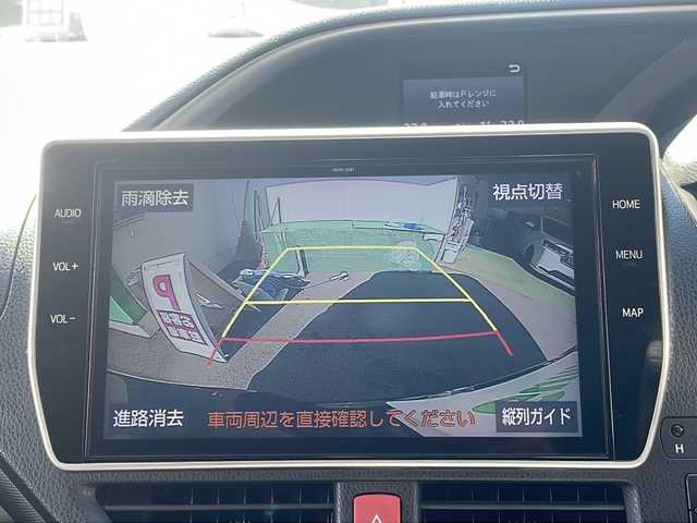 トヨタ ヴォクシー ZS 煌Ⅱ 京都府 2019(令1)年 6万km ブラック 純正１０インチナビ　Ｂｌｕｅｔｏｏｔｈオーディオ　ＤＶＤ再生　フルセグ　バックカメラ　後席フリップダウンモニター　クルーズコントロール　両側パワースライド　ＬＥＤヘッドライト　ドライブレコーダー