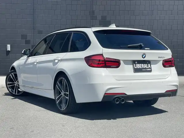 ＢＭＷ ３２０ｉ Mスポーツ エディションシャドー 静岡県 2017(平29)年 5.1万km アルピンホワイトⅢ 純正HDDナビ/衝突被害軽減ブレーキ/アクティブクルーズコントロール/レーンディパーチャーウォーニング/レーンチェンジウォーニング/バックカメラ/パークディスタンスコントロール（前後）/黒レザーシート/パワーシート/シートヒーター/コンフォートアクセス/パワーバックドア/LEDヘッドライト/ミラー一体型ETC2.0/アイドリングストップ