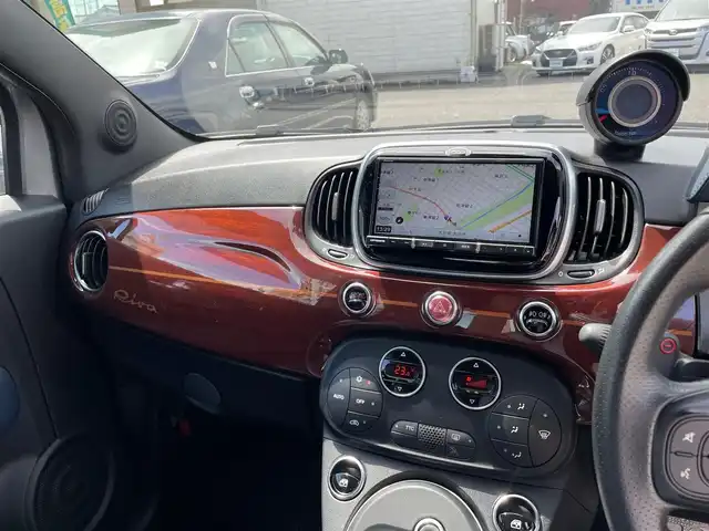 アバルト ６９５ リヴァーレ 大分県 2019(令1)年 0.8万km シルバーⅡ ターボ/ブルーレザーシート/アクラポビッチ ハイパフォーマンスエキゾーストシステム/社外メモリナビ AVIC-RZ810/【フルセグ/DVD/BTオーディオ】/バックカメラ/純正17インチアルミホイール/ブースト計/ドライブレコーダー/社外レーダー/リアクリアランスソナー/ETC/HIDヘッドライト/フォグランプ/リアフォグランプ/レザーステアリング/ステアリングリモコン/パドルシフト/チルトステアリング/ドアバイザー/フロアマット/電動調整ミラー/サイド&Wエアバッグ/ABS/キーレス/保証書/車両取説/ナビ取説