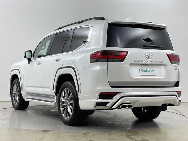トヨタ ランドクルーザー ZX 道央・札幌 2025(令7)年 0.1千km プレシャスホワイトパール ・4WD  /2025年改良モデル/寒冷地仕様/・純正12.3インチディスプレイオーディオ /・ ナビ/DTV/HDMI/BT/・電動ムーンルーフ/・リアシートエンターテイメントシステム/・JBLサウンドシステム/・ヘッドアップディスプレイ/・モデリスタエアロ/・パノラミックビューモニター/・ベージュレザーシート/・前席2列目シートヒーター/エアシート/・前席パワーシート(D席3メモリー付)/・電動格納サードシート/・パワーバックドア/・ルーフレール/・Toyota Safety Sense/・アダプティブハイビームシステム/・オートマチックハイビーム/・プリクラッシュセーフティ/・レーントレーシングアシスト/・レーンデパーチャーアラート/・発信遅れ告知機能/ロードサインアシスト/・レーダークルーズコントロール/・ブラインドスポットモニター/・クリアランスソナー/・パーキングサポートブレーキ/・純正20インチAW/・純正LEDヘッドライト/・ターンランプ付電動格納ドアミラー/・純正フロアマット/・取扱説明書/マルチメディア取扱説明書/・新車時保証書有