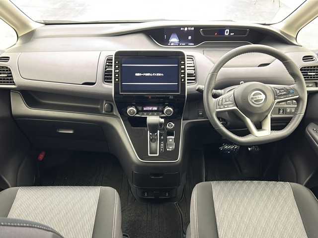 日産 セレナ ハイウェイスター V 宮城県 2022(令4)年 2.2万km ブリリアントホワイトパール 両側パワースライドドア/後席モニター/純正10型ナビ/(AM/FM/iPod/SD/TV/USB/BT/CD/DVD/Blu-ray)/全方位カメラ/ETC/前方ドライブレコーダー/プロパイロット/レーダークルーズコントロール/シートヒーター/ステアリングヒーター/プッシュスタート/スマートキー/スペアキー/オートライト/LEDヘッドライト/フォグランプ/ドアバイザー/純正16インチアルミホイール