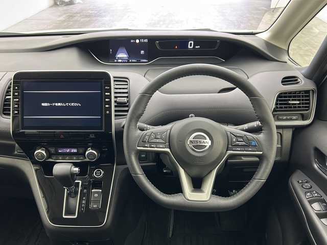 日産 セレナ ハイウェイスター V 宮城県 2022(令4)年 2.2万km ブリリアントホワイトパール 両側パワースライドドア/後席モニター/純正10型ナビ/(AM/FM/iPod/SD/TV/USB/BT/CD/DVD/Blu-ray)/全方位カメラ/ETC/前方ドライブレコーダー/プロパイロット/レーダークルーズコントロール/シートヒーター/ステアリングヒーター/プッシュスタート/スマートキー/スペアキー/オートライト/LEDヘッドライト/フォグランプ/ドアバイザー/純正16インチアルミホイール