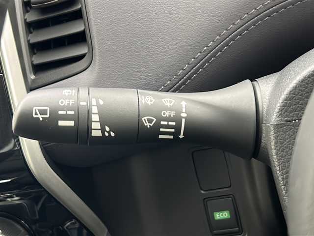 日産 セレナ ハイウェイスター V 宮城県 2022(令4)年 2.2万km ブリリアントホワイトパール 両側パワースライドドア/後席モニター/純正10型ナビ/(AM/FM/iPod/SD/TV/USB/BT/CD/DVD/Blu-ray)/全方位カメラ/ETC/前方ドライブレコーダー/プロパイロット/レーダークルーズコントロール/シートヒーター/ステアリングヒーター/プッシュスタート/スマートキー/スペアキー/オートライト/LEDヘッドライト/フォグランプ/ドアバイザー/純正16インチアルミホイール