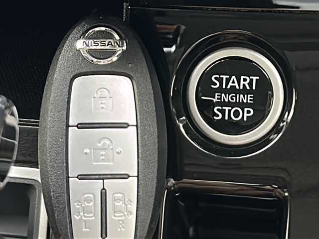 日産 セレナ ハイウェイスター V 宮城県 2022(令4)年 2.2万km ブリリアントホワイトパール 両側パワースライドドア/後席モニター/純正10型ナビ/(AM/FM/iPod/SD/TV/USB/BT/CD/DVD/Blu-ray)/全方位カメラ/ETC/前方ドライブレコーダー/プロパイロット/レーダークルーズコントロール/シートヒーター/ステアリングヒーター/プッシュスタート/スマートキー/スペアキー/オートライト/LEDヘッドライト/フォグランプ/ドアバイザー/純正16インチアルミホイール