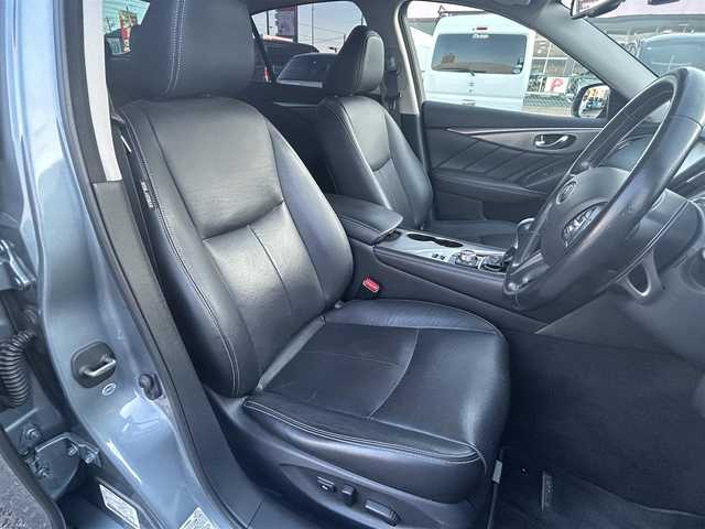 日産 スカイライン ハイブリッド 350GT Type SP 愛知県 2014(平26)年 11.4万km ハガネブルーM (株)IDOMが運営する【じしゃロン名古屋鳴海店】の自社ローン専用車両になります。/こちらは現金またはオートローンご利用の価格です。/自社ローンご希望の方は別途その旨お申し付けください。/純正メモリナビ(AM、FM、フルセグTV、BT、USB）/黒レザーシート/前席シートヒーター/ステアリングスイッチ/クルーズコントロール/パドルシフト/走行支援/シートメモリD席/前席パワーシート/前後コーナーセンサー/電動リアゲート/レーンキープアシスト/純正フロアマット/ドアバイザー/LEDヘッドライト/ETC