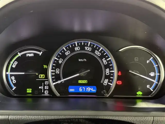 トヨタ エスクァイア ハイブリッド Gi 大阪府 2015(平27)年 6.8万km ホワイトパールクリスタルシャイン 黒革シート 純正9incナビTV 360カメラ フリップダウンモニター シートヒーター クルーズコントロール 衝突軽減ブレーキ 両側パワースライドドア リアオートエアコン ドライブレコーダー 置き型充電 ETC