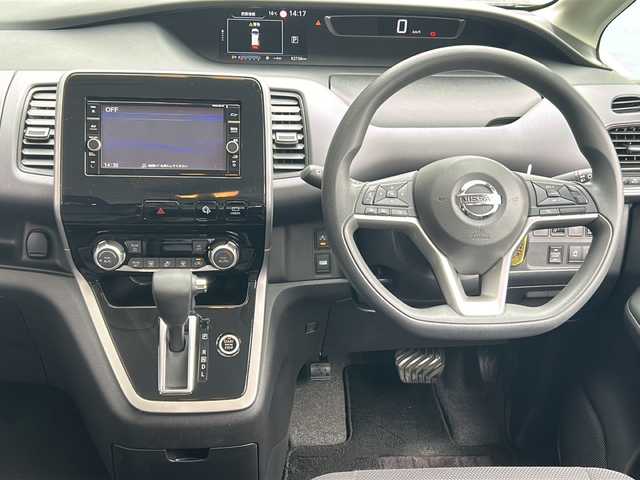 日産 セレナ X VセレクションⅡ 広島県 2019(平31)年 6.3万km ダイヤモンドブラック エマージェンシーブレーキ/車線逸脱警報/標識認識機能/速度標識認識/純正7型ナビ【MM318D-W】/・フルセグ CD DVD Bluetooth/両側パワースライドドア/全方位カメラ/クルーズコントロール/コーナーセンサー/パーキングアシスト/リアオートエアコン/ドライブレコーダー/ETC/ステアリングスイッチ/オートライト/スマートキー/プッシュスタート/保証書