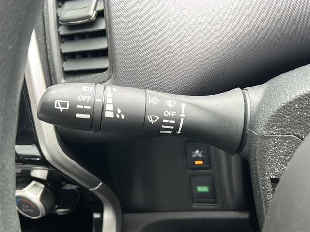 日産 セレナ X VセレクションⅡ 広島県 2019(平31)年 6.3万km ダイヤモンドブラック エマージェンシーブレーキ/車線逸脱警報/標識認識機能/速度標識認識/純正7型ナビ【MM318D-W】/・フルセグ CD DVD Bluetooth/両側パワースライドドア/全方位カメラ/クルーズコントロール/コーナーセンサー/パーキングアシスト/リアオートエアコン/ドライブレコーダー/ETC/ステアリングスイッチ/オートライト/スマートキー/プッシュスタート/保証書