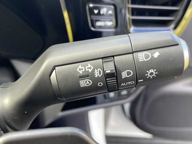 レクサス ＮＸ 350h Fスポーツ 岩手県 2023(令5)年 0.8万km ホワイトノーヴァガラスフレーク ワンオーナー/純正14インチメモリナビ/フルセグTV/純正オーディオ/バックカメラ/全方位カメラ/デジタルインナーミラー/ヘッドアップディスプレイ/ETC2.0/前後ドライブレコーダー/レーダークルーズコントロール/衝突被害軽減ブレーキ/レーンキープアシスト/横滑り防止装置/パワーシート/シートヒーター/オートライト/オートハイビーム/三眼LEDヘッドライト/フォグランプ/スマートキー/プッシュスタート/電動格納ミラー/純正20インチAW/純正フロアマット/純正ドアバイザー/保証書/取扱説明書