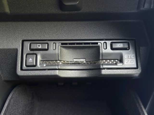 レクサス ＮＸ 350h Fスポーツ 岩手県 2023(令5)年 0.8万km ホワイトノーヴァガラスフレーク ワンオーナー/純正14インチメモリナビ/フルセグTV/純正オーディオ/バックカメラ/全方位カメラ/デジタルインナーミラー/ヘッドアップディスプレイ/ETC2.0/前後ドライブレコーダー/レーダークルーズコントロール/衝突被害軽減ブレーキ/レーンキープアシスト/横滑り防止装置/パワーシート/シートヒーター/オートライト/オートハイビーム/三眼LEDヘッドライト/フォグランプ/スマートキー/プッシュスタート/電動格納ミラー/純正20インチAW/純正フロアマット/純正ドアバイザー/保証書/取扱説明書