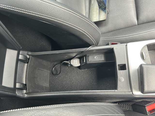 メルセデス・ベンツ ＳＬＫ２００ ブルーエフィシェンシー MT 沖縄県 2013(平25)年 5.1万km 黒 純正ナビ　/Ｂｌｕｅｔｏｏｔｈ　/フルセグＴＶ　/クルーズコントロール　/シートヒーターＤ／Ｎ席　/ＥＴＣ　/オープンカー　/ＬＥＤヘッドライト　/純正フロアマット　/スマートキーワンオーナー