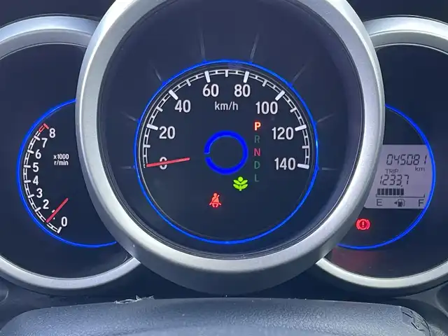 ホンダ Ｎ ＢＯＸ カスタム SSブラックSパッケージ 佐賀県 2017(平29)年 4.5万km ブリティッシュグリーンP 社外10インチSDナビゲーション/・フルセグTV/CD/DVD/SD/Bluetooth/バックカメラ/前方ドライブレコーダー/ビルトインETC/両側パワースライドドア/オーバーヘッドコンソール/レザー調シートカバー/DN席シートヒーター/ISOFIX対応/ステアリングリモコン/純正14インチアルミホイール/純正キセノンヘッドライト/純正LEDフォグランプ/純正フロアマット/純正ドアバイザ―/新車保証書/取扱説明書/シティブレーキアクティブシステム/横滑り防止装置