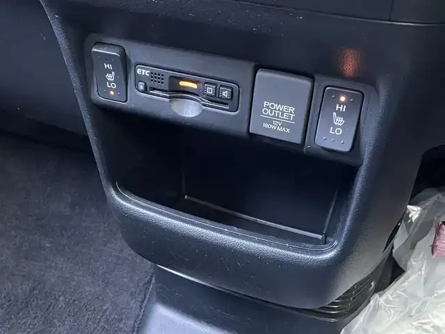 ホンダ Ｎ ＢＯＸ カスタム SSブラックSパッケージ 佐賀県 2017(平29)年 4.5万km ブリティッシュグリーンP 社外10インチSDナビゲーション/・フルセグTV/CD/DVD/SD/Bluetooth/バックカメラ/前方ドライブレコーダー/ビルトインETC/両側パワースライドドア/オーバーヘッドコンソール/レザー調シートカバー/DN席シートヒーター/ISOFIX対応/ステアリングリモコン/純正14インチアルミホイール/純正キセノンヘッドライト/純正LEDフォグランプ/純正フロアマット/純正ドアバイザ―/新車保証書/取扱説明書/シティブレーキアクティブシステム/横滑り防止装置