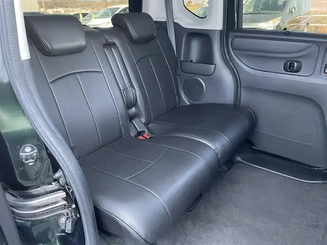 ホンダ Ｎ ＢＯＸ カスタム SSブラックSパッケージ 佐賀県 2017(平29)年 4.5万km ブリティッシュグリーンP 社外10インチSDナビゲーション/・フルセグTV/CD/DVD/SD/Bluetooth/バックカメラ/前方ドライブレコーダー/ビルトインETC/両側パワースライドドア/オーバーヘッドコンソール/レザー調シートカバー/DN席シートヒーター/ISOFIX対応/ステアリングリモコン/純正14インチアルミホイール/純正キセノンヘッドライト/純正LEDフォグランプ/純正フロアマット/純正ドアバイザ―/新車保証書/取扱説明書/シティブレーキアクティブシステム/横滑り防止装置