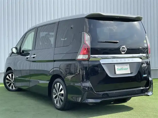 日産 セレナ ハイウェイスターVセレクションⅡ 香川県 2017(平29)年 8.8万km ダイヤモンドブラック 2トーン 禁煙車　/プロパイロット　/・車線逸脱防止支援システム/・SRSエアバック【カーテン/サイド】/・インテリジェントアラウンドビューモニター/・踏み間違い衝突防止アシスト/・インテリジェントパーキングアシスト/・標識検知機能/・ふらつき警報/・フロント/バックソナー/・電動パーキングブレーキ/・オートブレーキホールド/インテリジェントパーキングアシスト/純正メモリナビ【MM316D-W】/(Bluetooth/DVD/AM/FM)/後席アルパインモニター　/両側電動スライド　/ＬＥＤライト　/フォグライト　/オートライト/革巻きステアリング　/純正１６インチアルミホイール　/純正フロアマット/ETC/ISOFIX/スマートキー