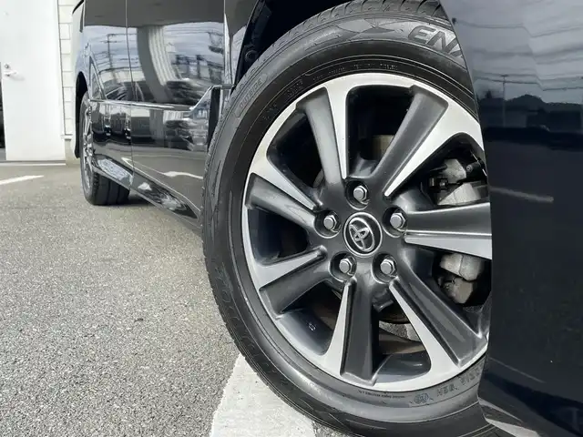 トヨタ ヴォクシー ZS 煌 福岡県 2018(平30)年 4.8万km ブラック 純正10型SDナビ(フルセグTV/CD/DVD/BT)/バックカメラ/トヨタセーフティ/コーナーセンサー/後席フリップダウンモニター/両側電動/ドラレコ/クルコン/ETC/USB/HDMI/純正フロアマット/純正LED/純正アルミホイール/プッシュスタート/スマートキー