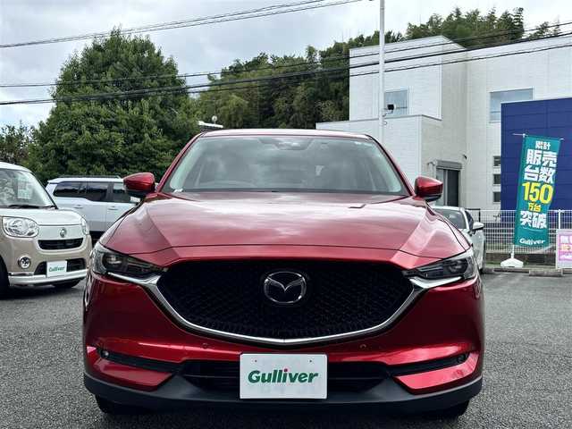 マツダ ＣＸ－５ XD Lパッケージ 熊本県 2017(平29)年 9.5万km ソウルレッドクリスタルM メーカーナビ/【フルセグTV/Bluetooth/CD/DVD/USB】/バックモニター/サイドモニター（左側）/レーダークルーズコントロール/衝突軽減防止装置/ブラインドスポットモニター/レーンキープアシスト/ヘッドアップディスプレイ/ブレーキホールド/パワーバックドア/パワーシート（D席N席）/シートヒーター/ステアリングヒーター/ステアリングスイッチ/社外ドラレコ/ETC/オートライトLED/オートマチックハイビーム/純正19インチアルミホイール/革巻きステアリング/本革シート/純正フロアマット/プッシュスタート/スマートキー/TCF/盗難防止装置/保証書/取扱説明書/スペアキー