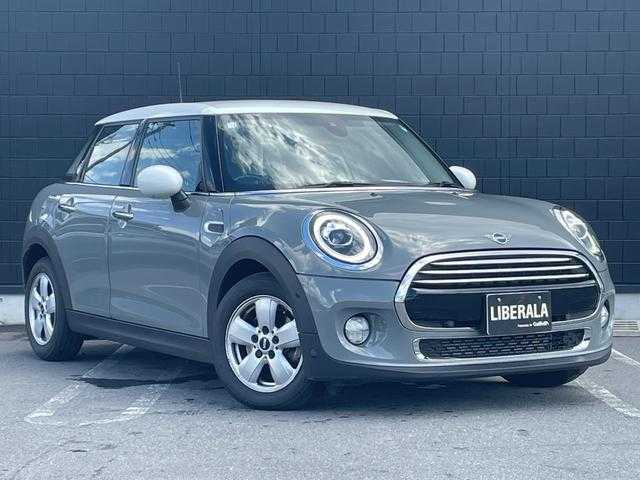 ＭＩＮＩ ミニ クーパー D 埼玉県 2018(平30)年 4.3万km ムーンウォークグレーメタリック １オーナー/純正HDDナビ/(Bluetooth/USB)/バックカメラ/コンフォートアクセス/インテリジェントセーフティ/クリアランスソナー/純正１５インチアルミホイール/パークアシスト/ＥＴＣ/ＬＥＤヘッドライト