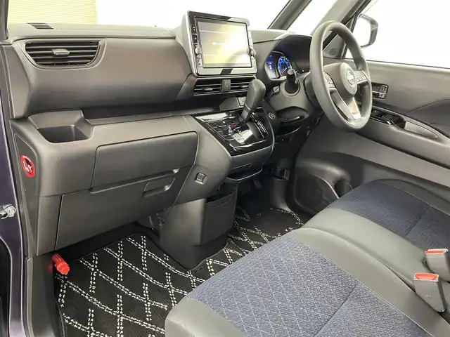 日産 ルークス ハイウェイスター X 福島県 2020(令2)年 3万km パープルⅡ エマージェンシーブレーキ /・車線逸脱警報/・先行車発進告知/・標識認識機能/・クリアランスソナー/純正SDナビゲーション /【AM/FM/DVD/CD/Bluetooth/フルセグ】/型番:MM320D-L/アラウンドビューモニター /ETC　/左側パワースライドドア　/ドライブレコーダー　/ハンズフリースライドドア　/プッシュスタート　/・スマートキー　/LEDライト/・オートライト/・フォグライト/・レベライザー/革巻きステアリング/・ステアリングスイッチ/フロアマット/・ドアバイザー