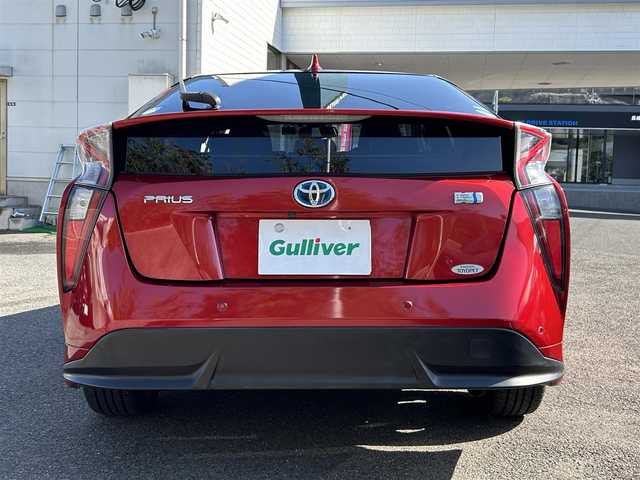 トヨタ プリウス A ツーリングセレクション 長崎県 2016(平28)年 10.7万km エモーショナルレッド 純正SDナビ(FM/AM/SD/TV/Bluetooth)/ビルトインETC/前後ドラレコ/シートヒーター/純正１７AW/純正フロアマット/ドアバイザー/プッシュスタート/スマートキー/HUD(ヘッドアップディスプレイ)/レーンキープアシスト/横滑り防止装置/衝突被害軽減システム/SDナビ取り扱い説明書