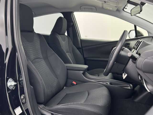 トヨタ プリウス S 宮城県 2016(平28)年 3.4万km 黒 社外エアロ（FSR）/社外ダウンサスペンション/純正オールペイント（ブラック）/純正SDナビ（SD無し）/・CD.DVD.SD.BT/フルセグTV/バックカメラ/アイドリングストップ/横滑り防止装置/ステアリングスイッチ/プッシュスタート/スマートキー×2/LEDヘッドライト/純正フロアマット/社外19インチAW