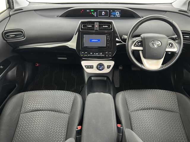 トヨタ プリウス S 宮城県 2016(平28)年 3.4万km 黒 社外エアロ（FSR）/社外ダウンサスペンション/純正オールペイント（ブラック）/純正SDナビ（SD無し）/・CD.DVD.SD.BT/フルセグTV/バックカメラ/アイドリングストップ/横滑り防止装置/ステアリングスイッチ/プッシュスタート/スマートキー×2/LEDヘッドライト/純正フロアマット/社外19インチAW