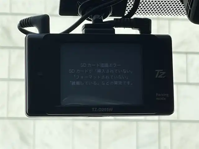 トヨタ プリウス S 愛知県 2019(令1)年 5.9万km アティチュードブラックマイカ ・純正T-connectナビ/・バックカメラ/・フルセグTV（TVキャンセラーあり）/・CD/DVD再生/・ETC（新セキュリティ対応）/・ミュージックサーバー（SD録音）/・Bluetooth接続/・純正フロアマット/・アダプティブクルーズコントロール/・社外製フルエアロ/・純正１５インチアルミホイール（キャップ付き）/・LEDヘッドライト/・オートマチックハイビーム/・コーナーセンサー/・横滑り防止装置/・衝突軽減ブレーキ/・レーンキープアシスト/・ドライブレコーダー（前後）