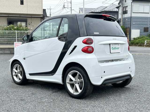 スマート ＭＣＣ スマート フォーツークーペ ターボ 埼玉県 2012(平24)年 6.3万km 白 ・社外ナビ(AM/FM/CD/DVD/フルセグTV/BT）/・前方ドライブレコーダー/・レーダー（ZERO 701V)/・ETC/・スカイルーフ/・パドルシフト/・純正マット/・スペアキー×1/・保証書/・取扱説明書