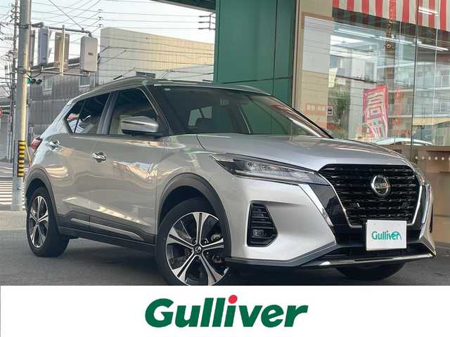 日産 キックス X 愛知県 2021(令3)年 2.9万km ブリリアントシルバー セーフティアシスト/・プロパイロット/・インテリジェントエマージェンシーブレーキ/・インテリジェントLI〈車線逸脱防支援〉/・インテリジェントDA〈ふらつき警報〉/・LDW〈車線逸脱警報〉/・ハイビームアシスト/・踏み間違い衝突防止アシスト/純正SDナビ〈MM320-L〉/・DVD／Bluetooth／地デジTV/バック／アラウンドビューカメラ/インテリジェントルームミラー〈MOP〉/寒冷地仕様〈MOP〉/・前席シートヒーター/・ステアリングヒーター/・ヒーター付ドアミラー/ルーフレール/前後ソナー/純正ドライブレコーダー/LEDヘッドライト＆フォグライト/ブルーLEDプッシュパワースタート/インテリジェントキー