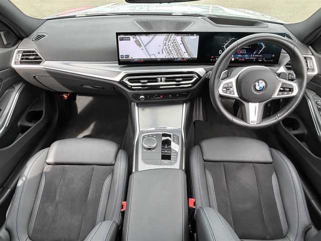 ＢＭＷ ＢＭＷ ３２０ｄ xDrive ツーリング Mスポーツ 東京都 2024(令6)年 1.5万km グレー 純正ナビ/全方位モニター/ETC/ヘッドアップディスプレイ/ルーフレール/パーキングアシスト/コーナーセンサー/レーンキーピングアシスト/レーン・ディパーチャー・ウォーニング/衝突軽減ブレーキ/前車接近警告機能/後車衝突警告/アダプティブクルーズコントロール/アダプティブLEDヘッドライト/パドルシフト/ハーフレザーシート/パワーシート/シートヒーター
