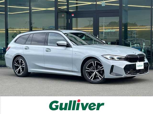 ＢＭＷ ＢＭＷ ３２０ｄ xDrive ツーリング Mスポーツ 東京都 2024(令6)年 1.5万km グレー 純正ナビ/全方位モニター/ETC/ヘッドアップディスプレイ/ルーフレール/パーキングアシスト/コーナーセンサー/レーンキーピングアシスト/レーン・ディパーチャー・ウォーニング/衝突軽減ブレーキ/前車接近警告機能/後車衝突警告/アダプティブクルーズコントロール/アダプティブLEDヘッドライト/パドルシフト/ハーフレザーシート/パワーシート/シートヒーター