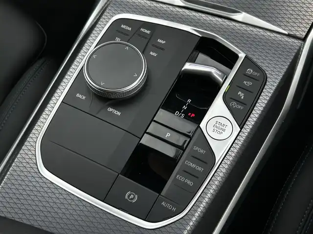 ＢＭＷ ＢＭＷ ３２０ｄ xDrive ツーリング Mスポーツ 東京都 2024(令6)年 1.5万km グレー 純正ナビ/全方位モニター/ETC/ヘッドアップディスプレイ/ルーフレール/パーキングアシスト/コーナーセンサー/レーンキーピングアシスト/レーン・ディパーチャー・ウォーニング/衝突軽減ブレーキ/前車接近警告機能/後車衝突警告/アダプティブクルーズコントロール/アダプティブLEDヘッドライト/パドルシフト/ハーフレザーシート/パワーシート/シートヒーター