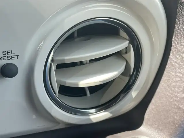 ホンダ Ｎ ＯＮＥ スタンダード L 千葉県 2018(平30)年 0.8万km 赤Ⅱ 社外７インチメモリナビ/フルセグＴＶ/バックカメラ/ＥＴＣ/ＨＩＤヘッドライト/オートライト/プッシュスタート/スマートキー
