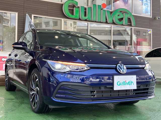 フォルクスワーゲン ゴルフ TDI アクティブアドバンス 神奈川県 2022(令4)年 2.8万km アトランティックブルーM ワンオーナー/保証書/取扱説明書/Discover PRO/・10インチタッチスクリーン/・App Connect/・We Connect Plue/・SDDナビ/・地デジTV/・ジェスチャーコントロール/・7スピーカー/・ETC2.0/Bluetooth/バックカメラ/ドライビングプロファイル機能/オールインセーフティ/・アダプティブクルーズコントロール/・緊急時停車支援システム/・レーンキープアシストシステム/・レーンチェンジアシストシステム/・ドライバー疲労検知システム/・リアトラフィックアラート/・エグジットウォーニング/・プリクラッシュブレーキシステム/・スタティックコーナーリングライト/・ダイナミックコーナーリングライト/・ダイナミックライトアシスト/・駐車支援システム/・パークディスタンスコントロール（フロント/リア）/・オプティカルパーキングシステム/マトリックスLEDヘッドライト/デジタルコックピットプロ/ヘッドアップディスプレイ/前席シートヒーター