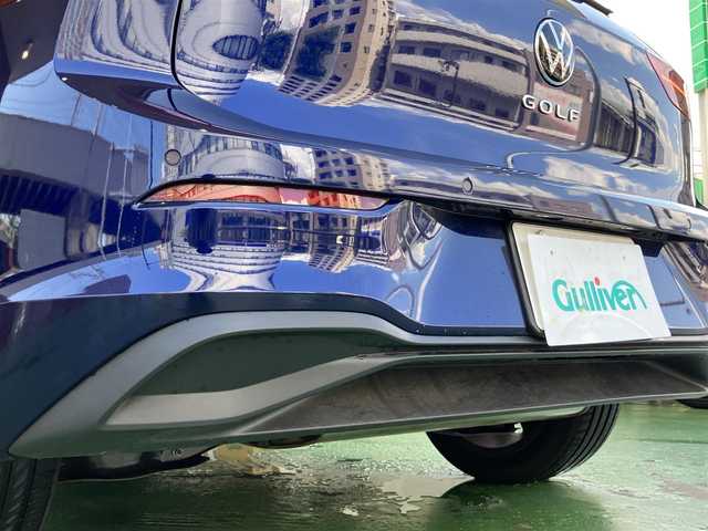 フォルクスワーゲン ゴルフ TDI アクティブアドバンス 神奈川県 2022(令4)年 2.8万km アトランティックブルーM ワンオーナー/保証書/取扱説明書/Discover PRO/・10インチタッチスクリーン/・App Connect/・We Connect Plue/・SDDナビ/・地デジTV/・ジェスチャーコントロール/・7スピーカー/・ETC2.0/Bluetooth/バックカメラ/ドライビングプロファイル機能/オールインセーフティ/・アダプティブクルーズコントロール/・緊急時停車支援システム/・レーンキープアシストシステム/・レーンチェンジアシストシステム/・ドライバー疲労検知システム/・リアトラフィックアラート/・エグジットウォーニング/・プリクラッシュブレーキシステム/・スタティックコーナーリングライト/・ダイナミックコーナーリングライト/・ダイナミックライトアシスト/・駐車支援システム/・パークディスタンスコントロール（フロント/リア）/・オプティカルパーキングシステム/マトリックスLEDヘッドライト/デジタルコックピットプロ/ヘッドアップディスプレイ/前席シートヒーター