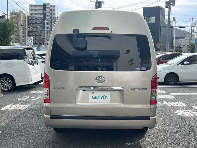 トヨタ ハイエース グランドキャビン 東京都 2011(平23)年 17.9万km ゴールドM 純正HDDナビ/　(NHZA-W61G)/CD/DVD/BT/フルセグテレビ/バックカメラ/片側パワースライドドア/ETC/AC100Vコンセント/シートカバー