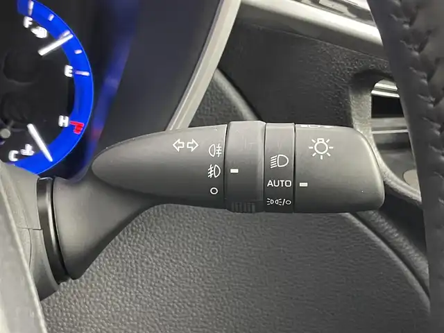 トヨタ カローラ クロス ハイブリッド Z 埼玉県 2022(令4)年 2.2万km アティチュードブラックマイカ モデリスタエアロ　純正９インチディスプレイオーディオ　パノラミックビューモニター　ＢＳＭ　セーフティセンス　レーダークルーズコントロール　ビルトインＥＴＣ　ステアリングヒーター　ＬＥＤヘッドライト